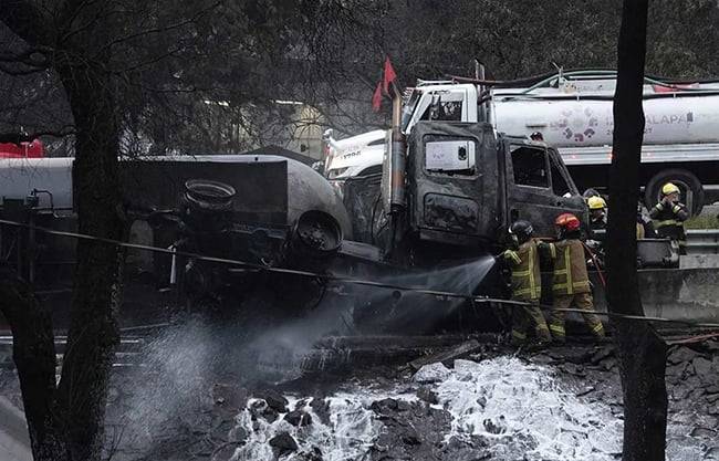 Suman seis muertos y 90 heridos, 23 en estado crítico, tras explosión de pipa en Iztapalapa