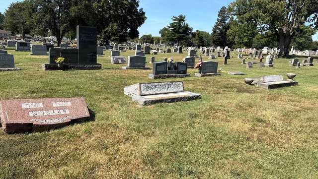 Nearly 30 headstones vandalized at cemetery in Jeffersonville