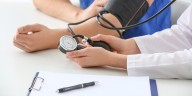Una píldora diaria podría ayudar a las personas con presión arterial alta persistente