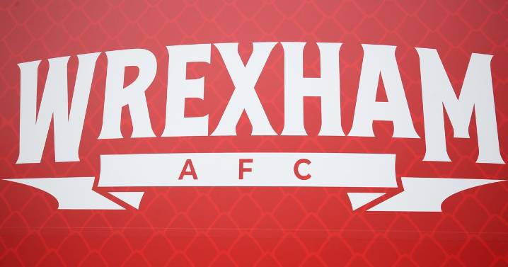 Wrexham play fair with Birmingham City after scandalous Coventry City decision