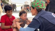 Why are hundreds of thousands unable to leave Gaza City?
