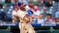 Phillies’ Turner leaves vs. Marlins with right hamstring strain