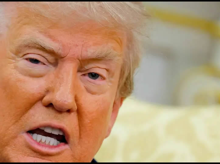 Trump ordena renombrar el Departamento de Defensa como “Departamento de Guerra”