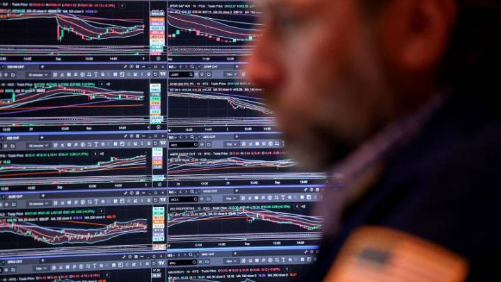 Bipartisan group of House lawmakers introduce stock trading ban legislation