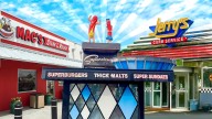 Old-School Drive-In Restaurants That Are Worth The Trip