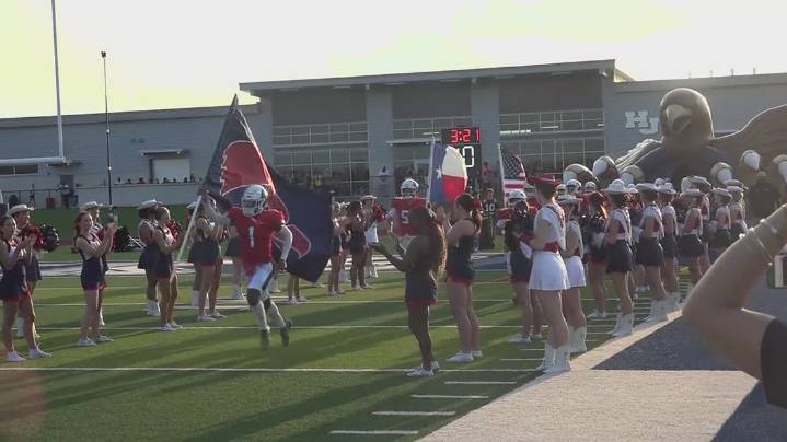 Hardin-Jefferson, East Chambers collide after strong Week 1 showcases