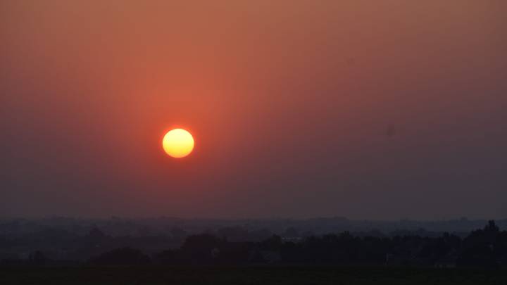Out-of-state wildfire smoke blows into Fort Collins, hurts air quality