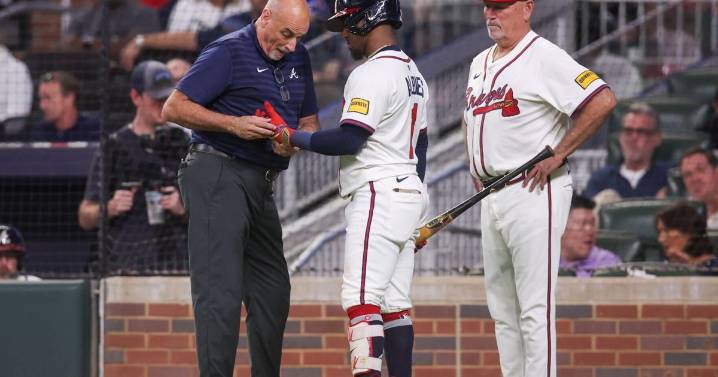 Braves top Nationals for ninth straight win, but lose Albies to injury
