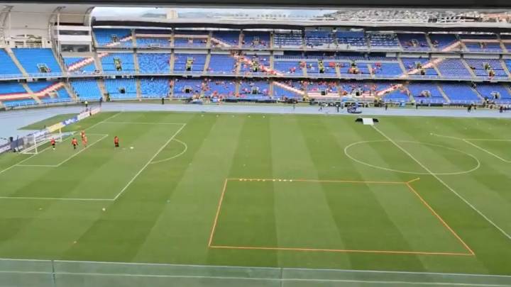 Hinchas de América de Cali vacían el Pascual y marchan contra la directiva 'escarlata'