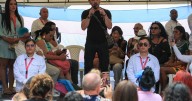 Juan Carlos Florián pretende seguir como ministro de Igualdad describiéndose ante la justicia como "de género fluido"