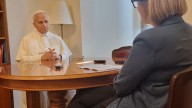 El Papa clama contra los ejecutivos que "ganan 600 veces más de lo que reciben los trabajadores"