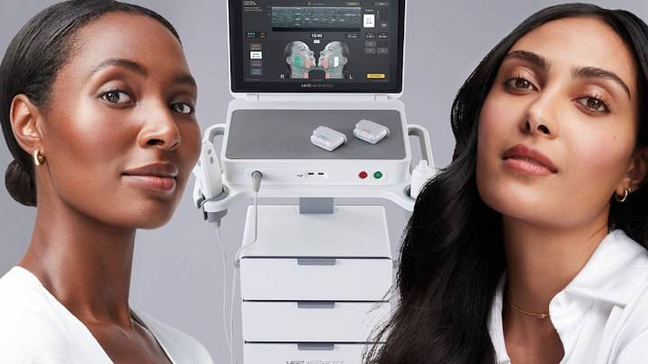 This collagen booster delivers a non-surgical facelift in just 45 mins