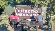 Elementos del Ejército Mexicano aseguran sustancias ilegales y vehículos en Sinaloa