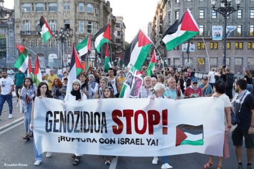 España: multitudinaria protesta en apoyo al pueblo palestino en Bilbao
