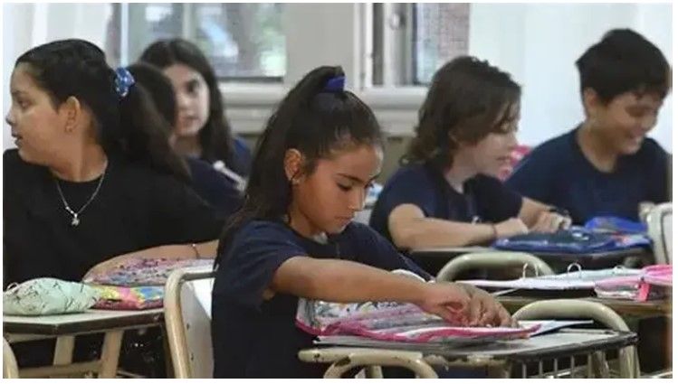 El Ministerio de Capital Humano anunció medidas para combatir la deserción escolar temprana