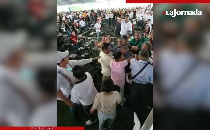 Suspenden a trabajador de Presidencia por agreder a corresponsal de 'La Jornada'