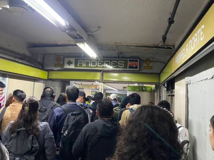 Viernes lento en el Metro CDMX: Cierres intermitentes en Línea 3