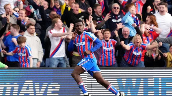 Liverpool concedes late goal as its 100% start to the Premier League ends with loss at Palace