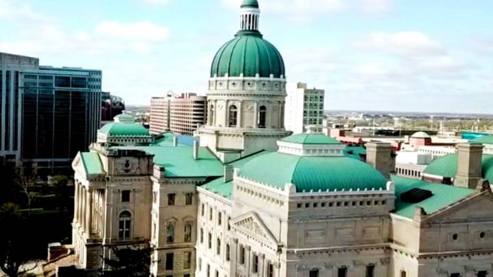 Indiana Senate Republicans meet about redistricting behind closed doors