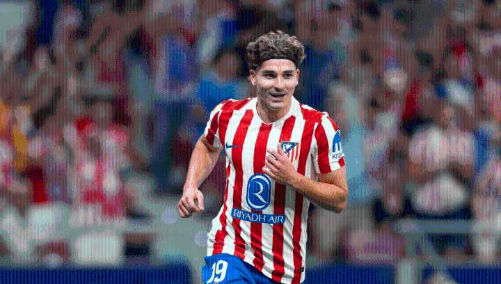 «Siempre a mí»: el enojo de Julián Álvarez tras ser sustituido en el Atlético de Madrid