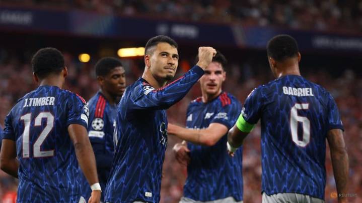 Subs Martinelli and Trossard earn Arsenal 2