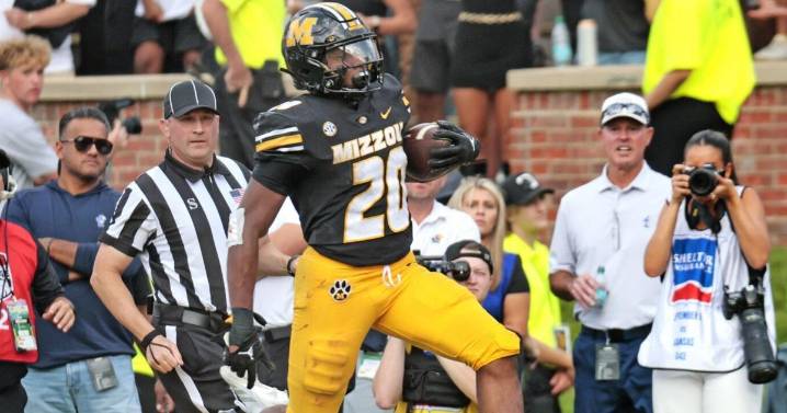St. Mary's product Jamal Roberts creating tandem approach for Mizzou backfield