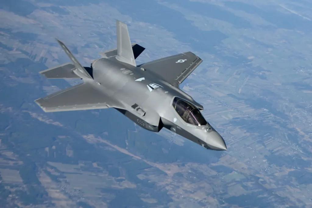 EEUU despliega 10 aviones de combate para reforzar su operativo en el Mar Caribe