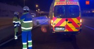 Muere un motorista de 51 años tras chocar contra una mediana en la A