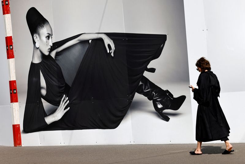 Zara owner Inditex sales disappoint on weaker dollar, cautious consumers