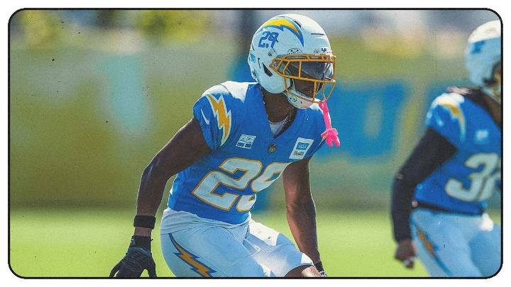 3 Chargers Players to Watch Against Giants in Week 4