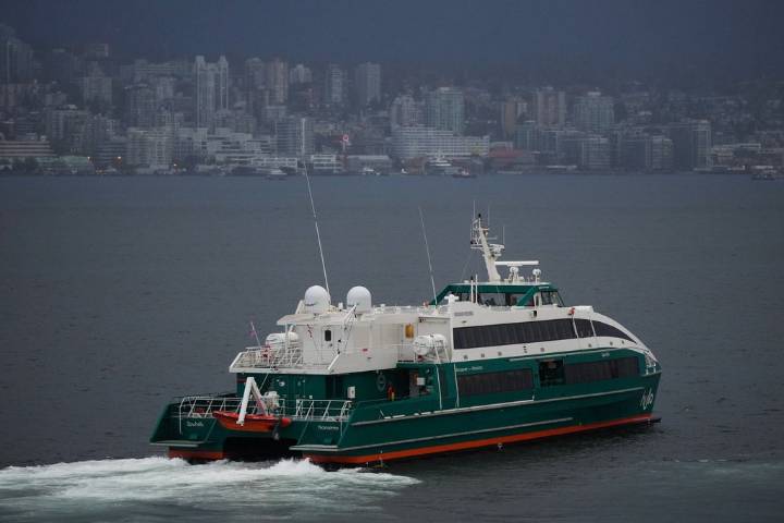 Unionized workers for ferry service between Nanaimo and mainland seek first contract