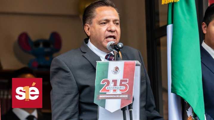 Ricardo Moreno encabeza el Grito de Independencia en La Maquinita y San Buenaventura