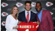 Who Are Patrick Mahomes’ Parents? All About Pat and Randi Mahomes All about Patrick Mahomes' parents, former MLB pitcher Pat and Randi Mahomes, and their role in his journey. Riva Malavia 8 hrs ago