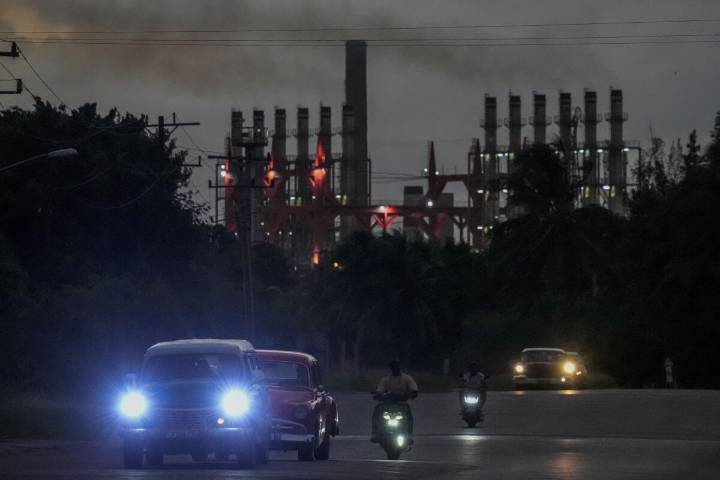 Colapso masivo deja al oriente cubano sin luz