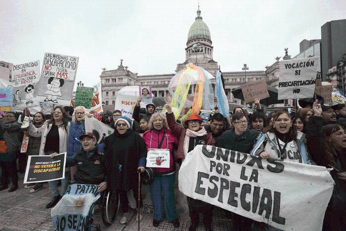 El Senado rechazó el veto de Milei y la Emergencia en Discapacidad es ley