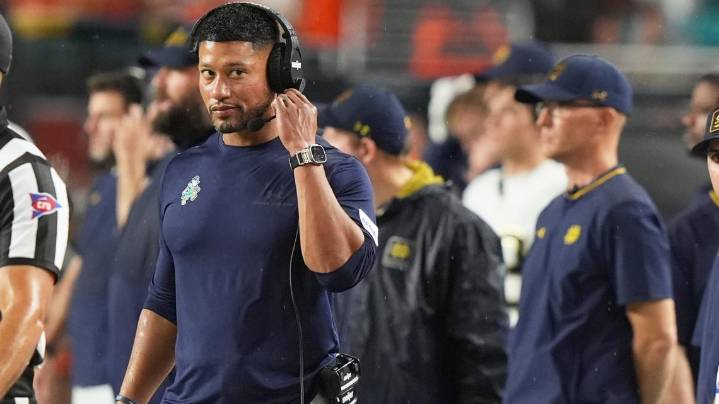 No. 8 Notre Dame gets another early-season test against No. 16 Texas A&M