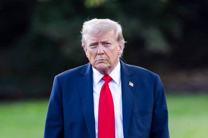 Trump anuncia arancel de 100 % a películas extranjeras para impulsar el cine hecho en EEUU
