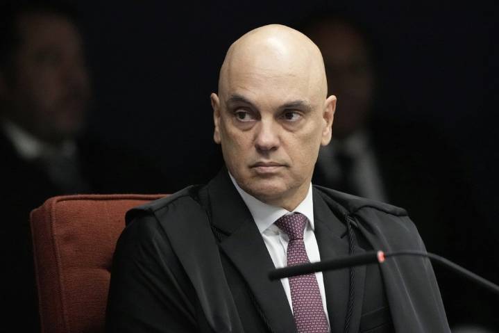 Trump administration sanctions wife of Brazilian judge who sentenced Bolsonaro, revokes other visas