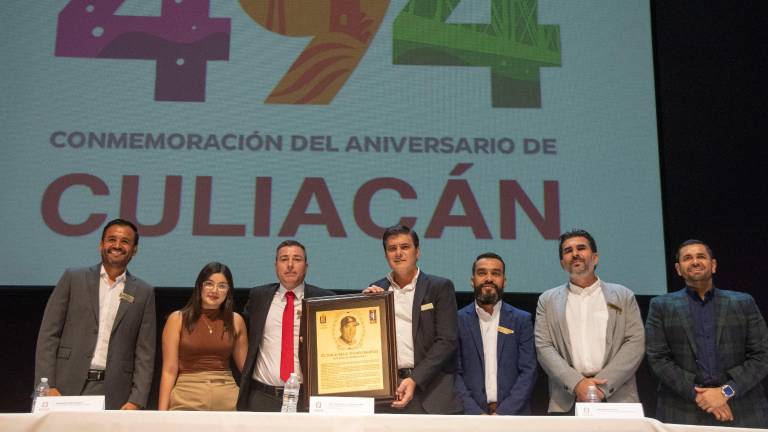 Ingresa Víctor Álvarez al recinto de los inmortales del Mérito Deportivo de Culiacán