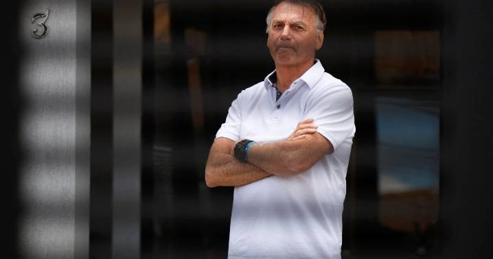 La mayoría de la Corte Suprema de Brasil aprueba condenar a Bolsonaro