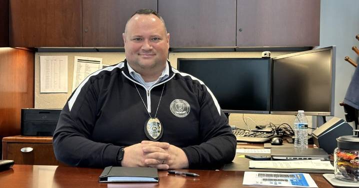 Mayor selects familiar name as new Michigan City police chief