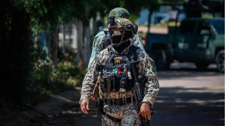 FGR asegura miles de litros de hidrocarburo y desmantela presuntas redes de huachicoleo en Tamaulipas