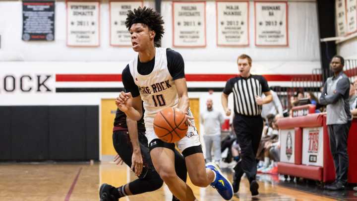 Why this top-100 basketball recruit won't play at UF despite his dad coaching there