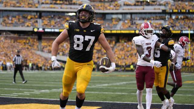 Iowa football: TE Addison Ostrenga out for year with ﻿Achilles tendon injury