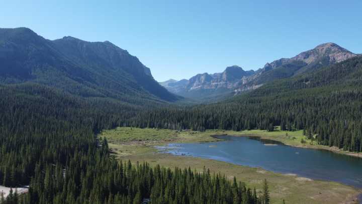 Authorities seek suspect following assault at Hyalite Reservoir