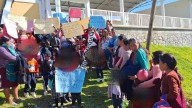 Padres de familia en Tehuipango reclaman abandono de la SEV