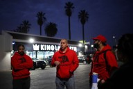 Citizens are tracking ICE in real time to warn migrants. Is that legal?