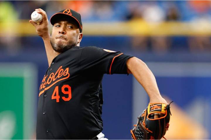 Albert Suárez regresa a la MLB tras pasar 5 meses lesionado [+TRANSACCIONES]