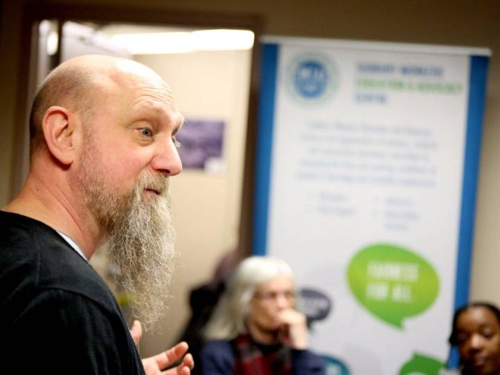 Minimum wage $3 short an hour of what's needed, Sudbury group says