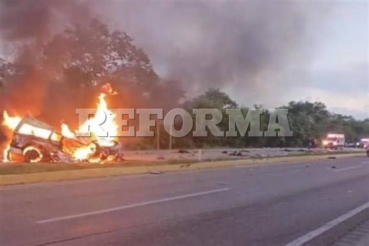 Mueren 15 personas tras choque  en carretera de Yucatán
